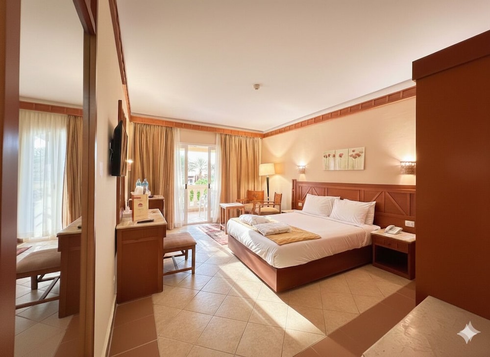 Royal Regency Club 18/50