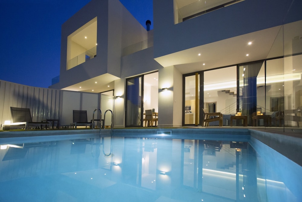 S&K Villas 16/29