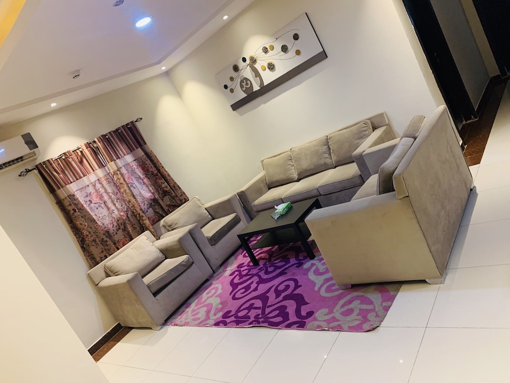 أجنحة طوق(Tooq Suites) 31/50