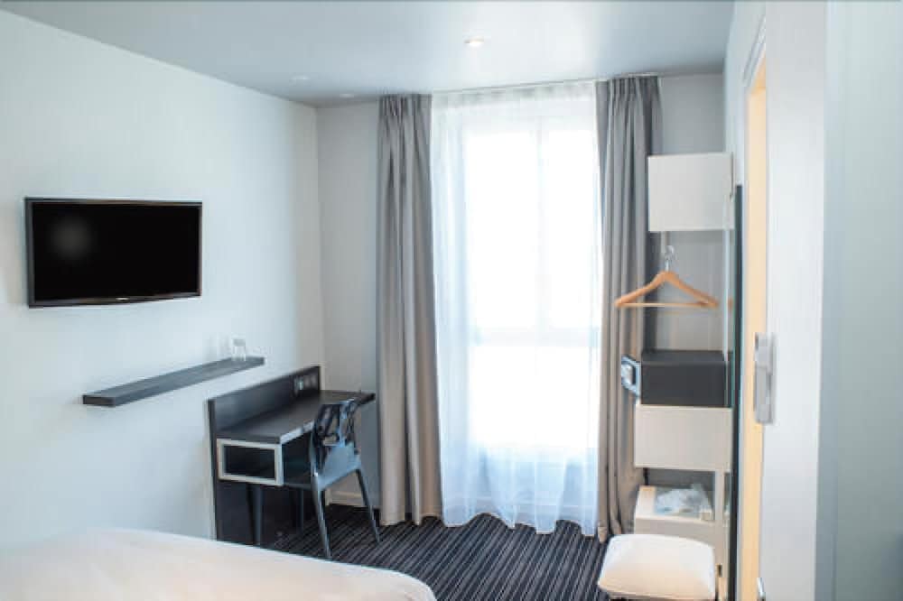 Hôtel 66 16/27