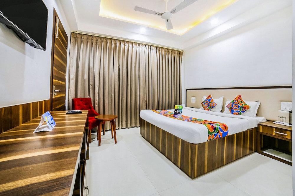 Fabhotel Sapphire Inn Mansarovar 12/50
