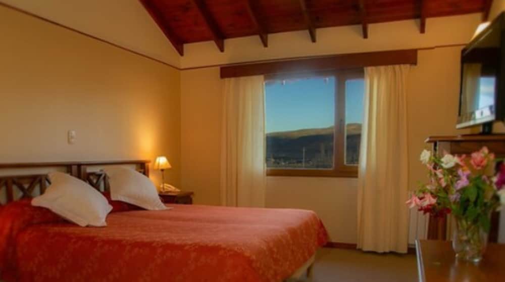 ROOM, TRIPLE, MOUNTAIN VIEW