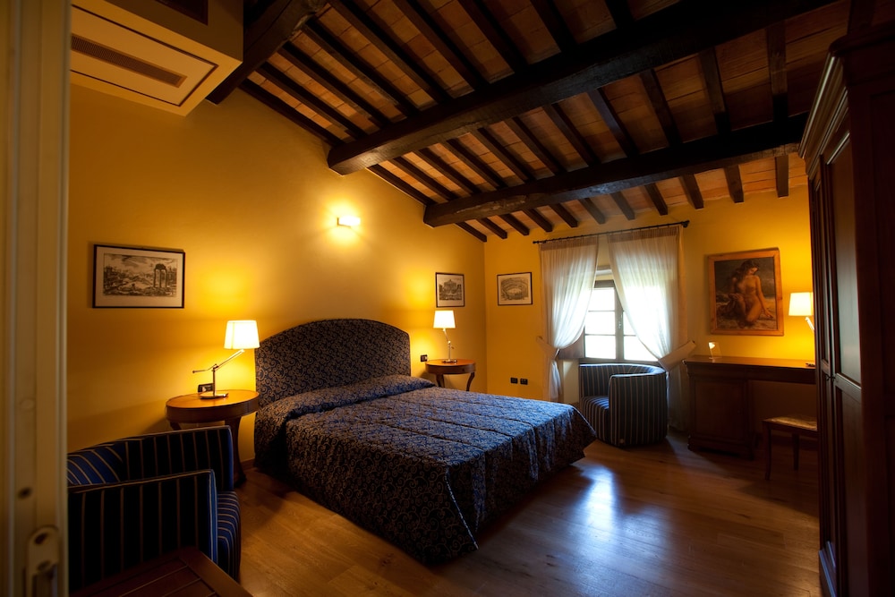 Castello di Baccaresca 28/80