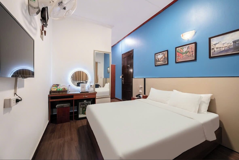 A25 Hotel 80 Mai Hac De 24/36