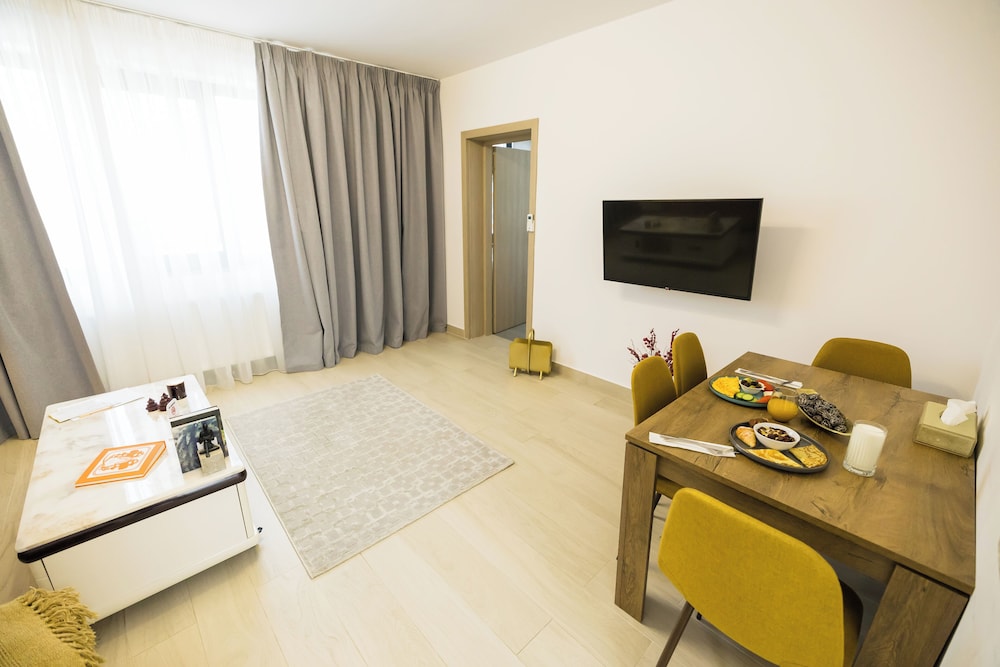 Le Blanc Aparthotel 55/68