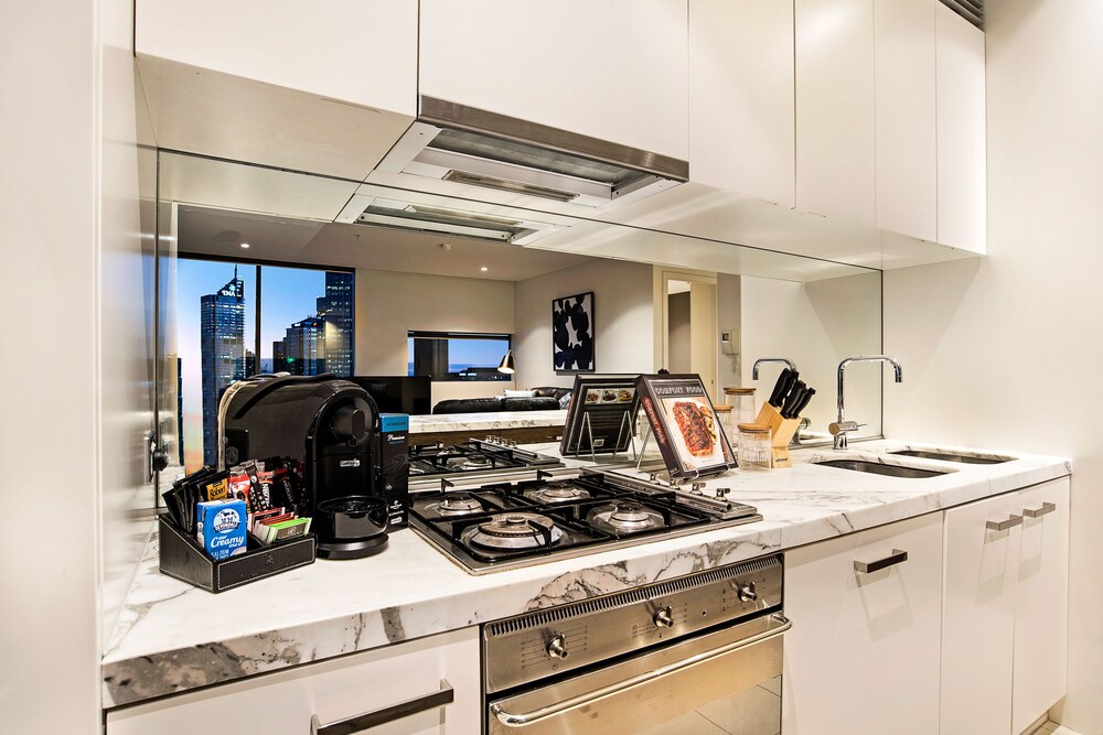 Freshwater Apartments - Corporate Keys 36/71
