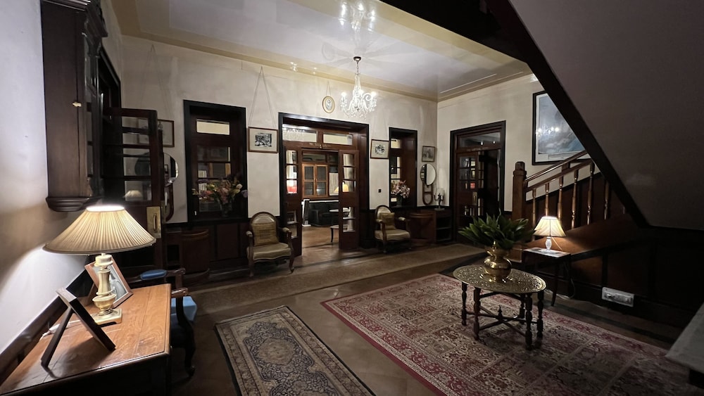 Woodville Palace 31/58
