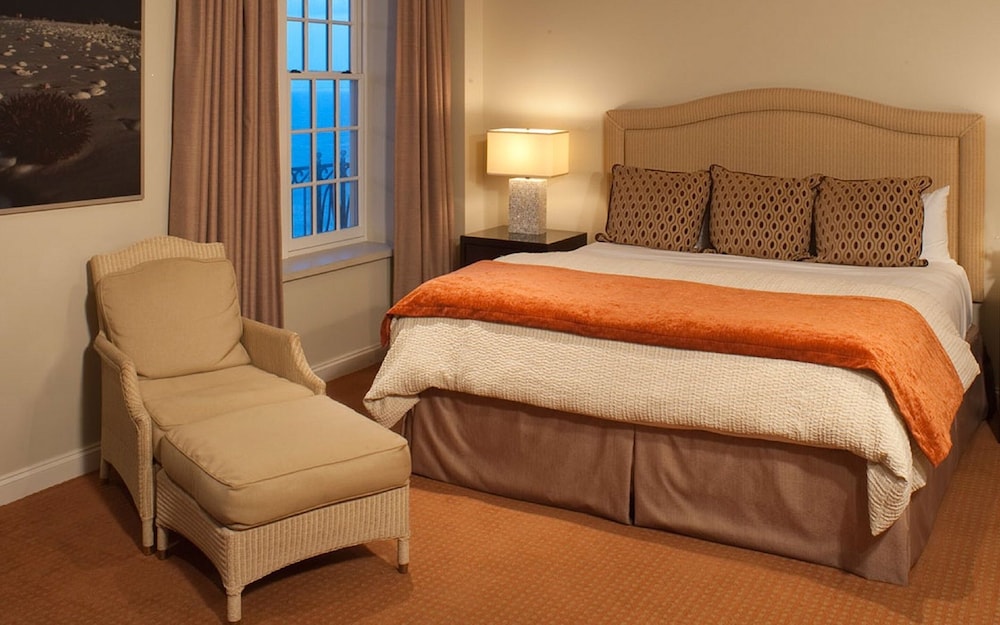 Grand Galvez Resort, Autograph Collection 20/62