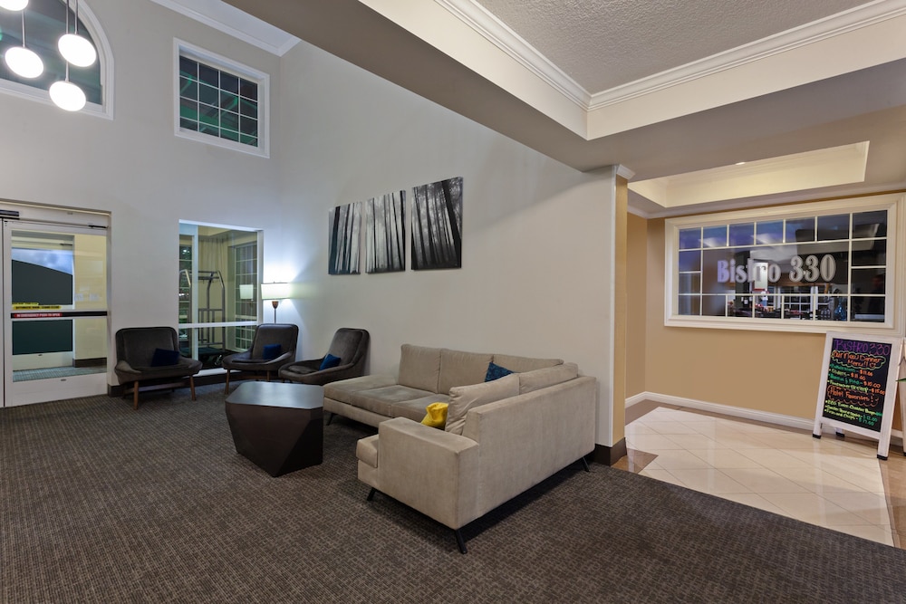 Holiday Inn San Mateo 39/65