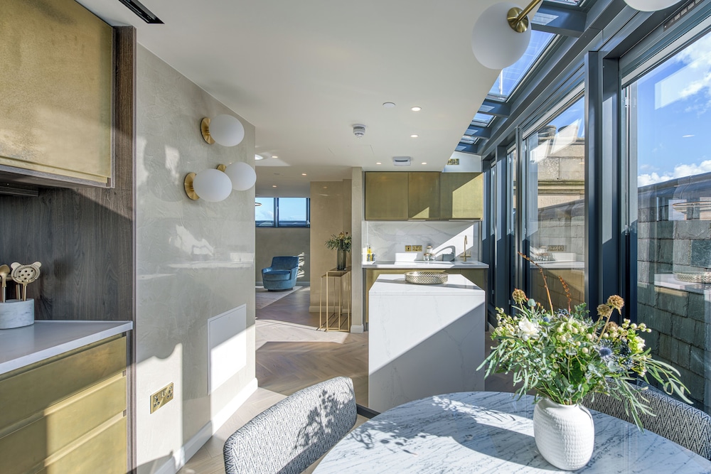 Righ Residences 13/38