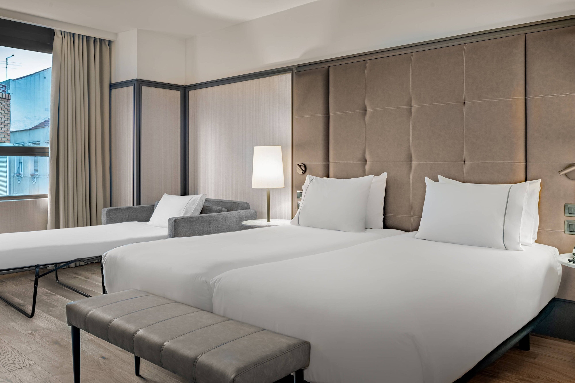 Room, Triple, Twin Beds