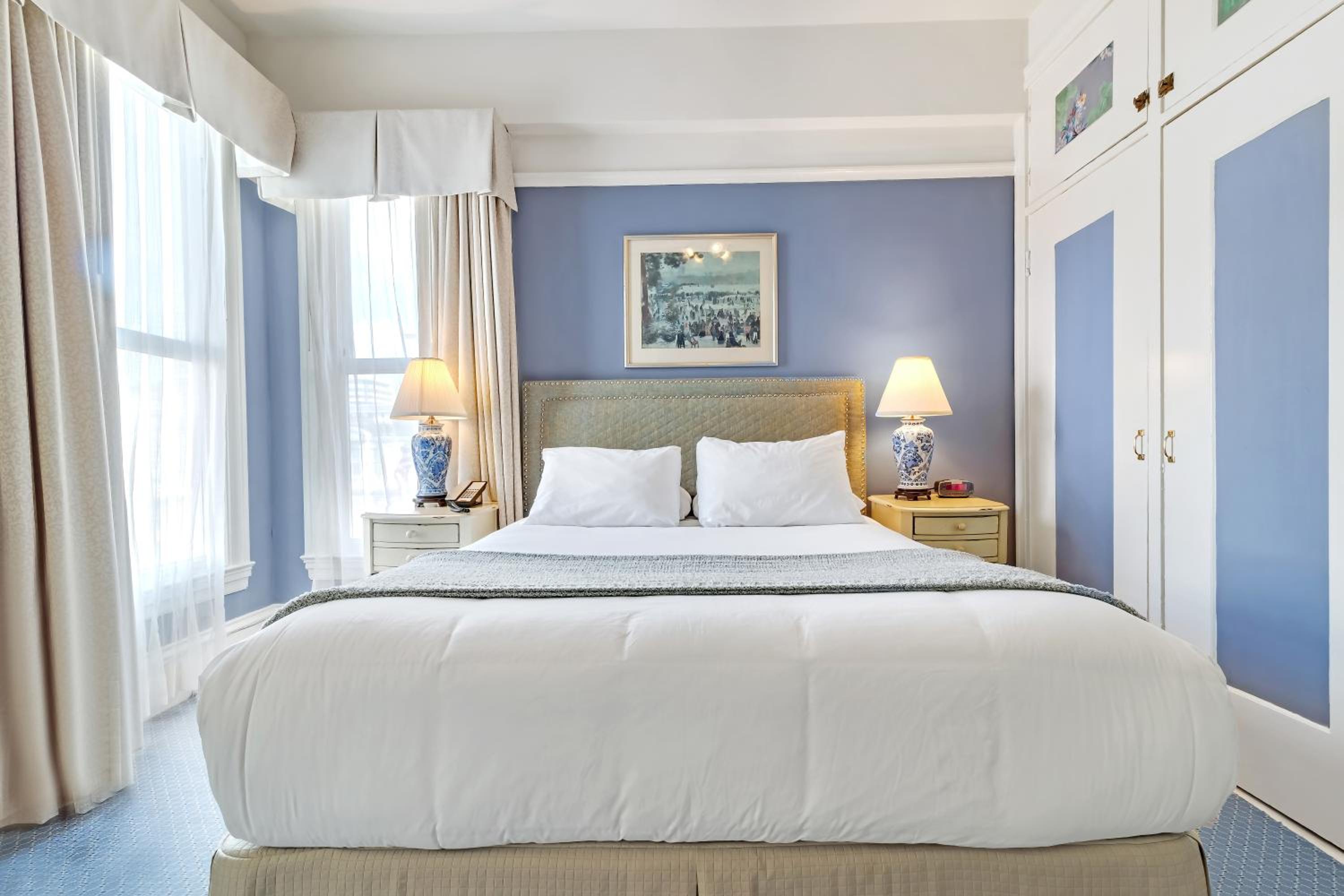 Standard, King Bed