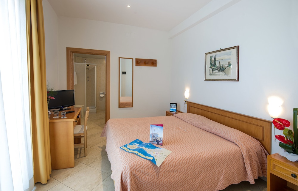 1 BEDROOM, ECONOMY, PRIVATE BATHROOM