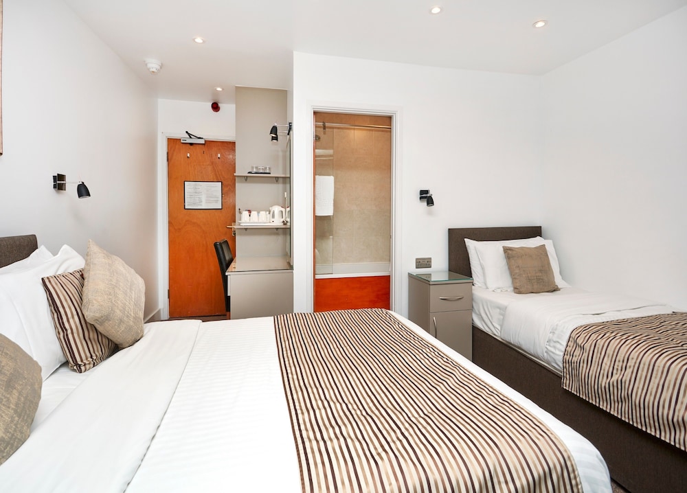 Conifers Guest House 5/31