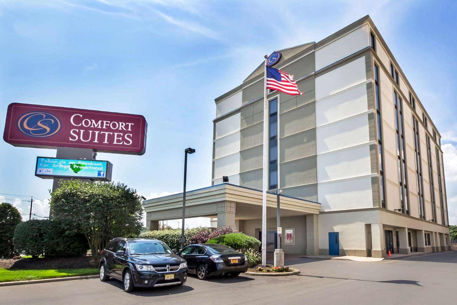 Comfort Suites At Woodbridge 39/41