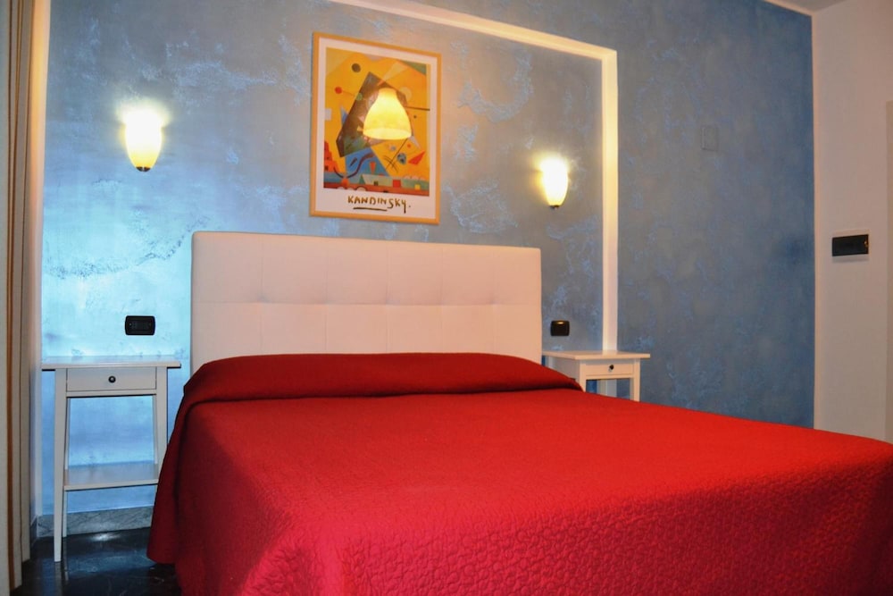 Diana Inn Accommodations 8/48
