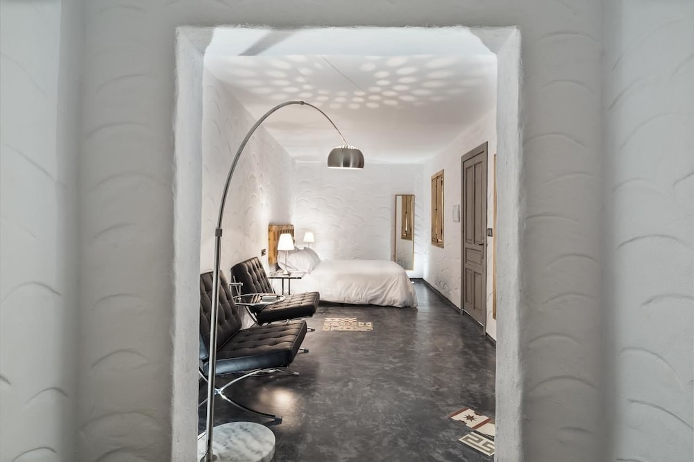 La Fonda Antigua 27/50