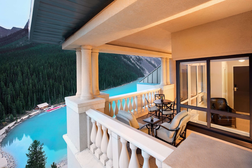 Fairmont Chateau Lake Louise 36/73