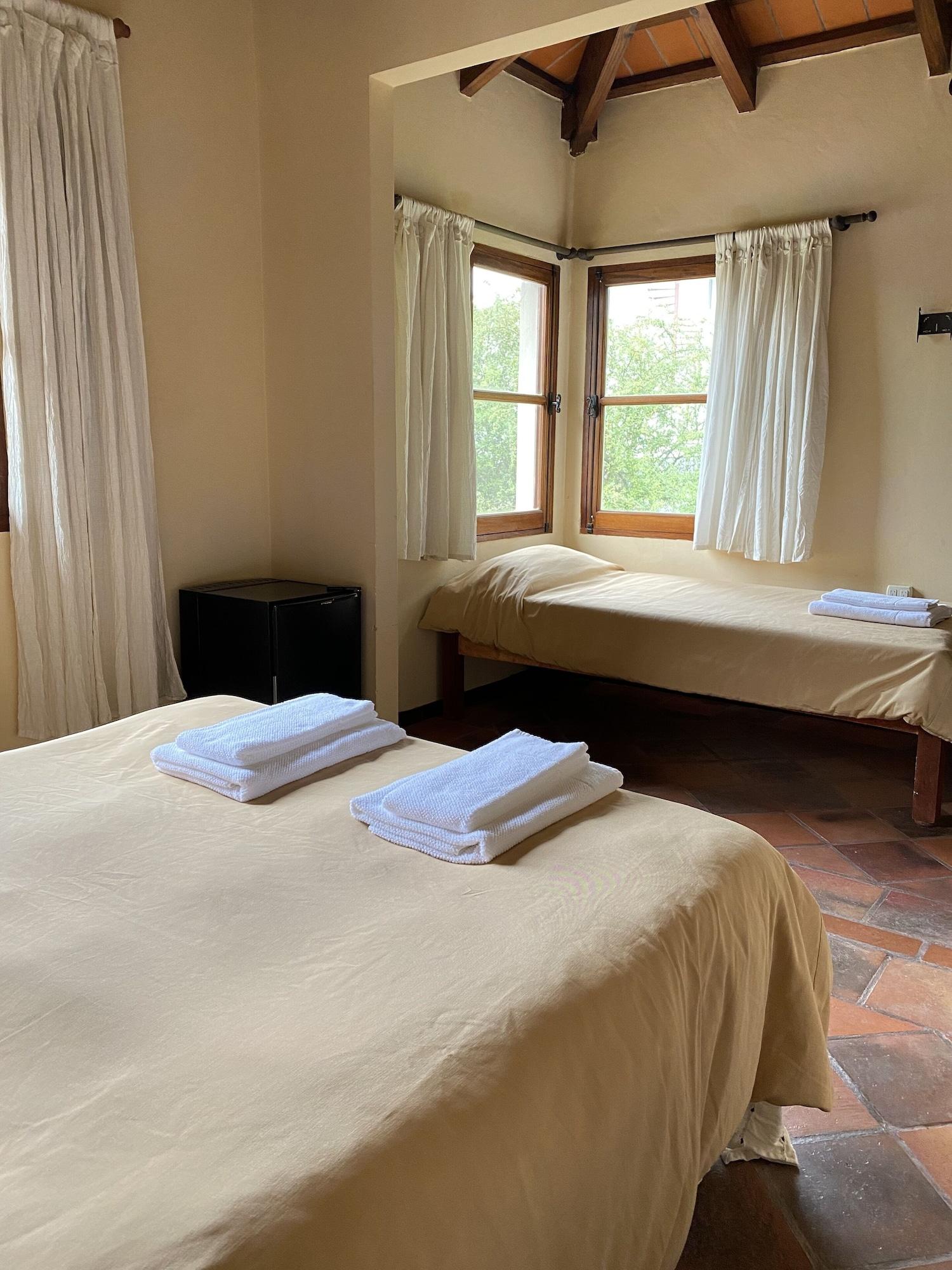 Hotel Torrontes 11/50