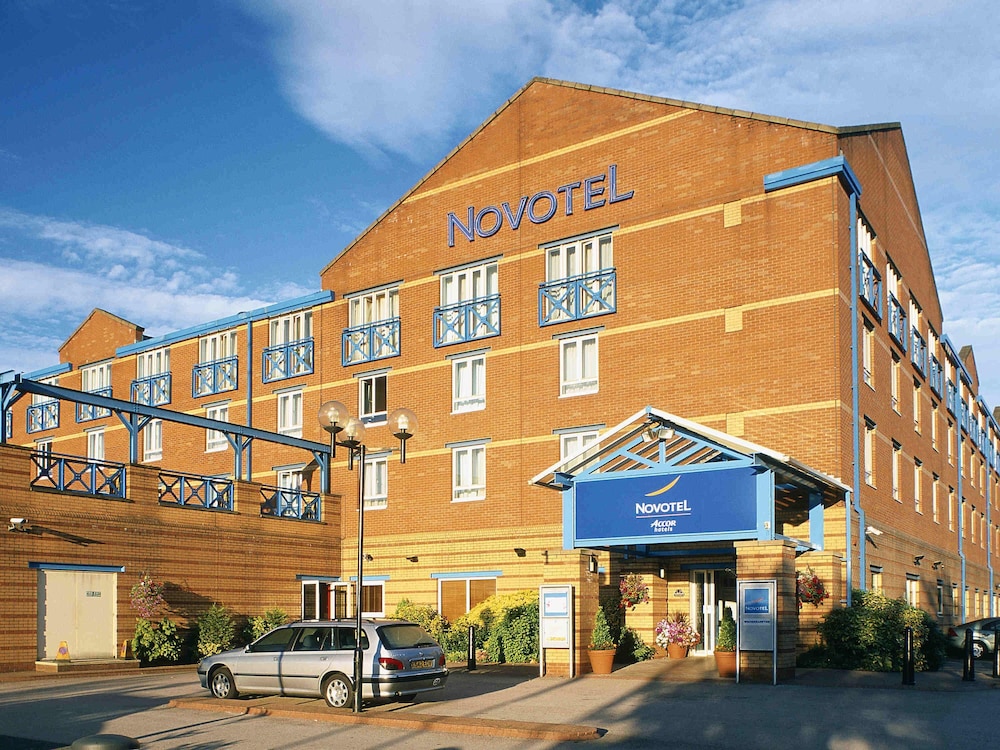 NOVOTEL WOLVERHAMPTON 1/69