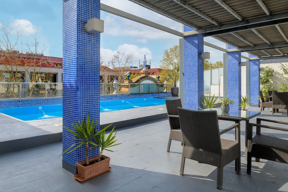 Ac Hotel Ciudad de Sevilla 25/32