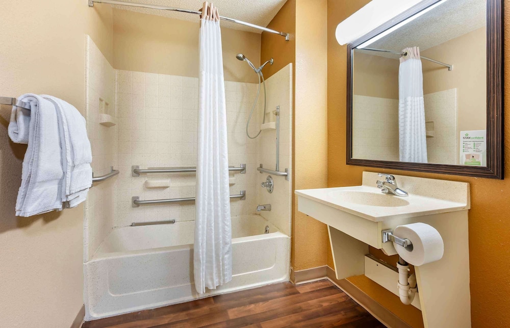 Studio 6 Extended stay Florence, KY - Meijer Dr./Cincinnati 65/65