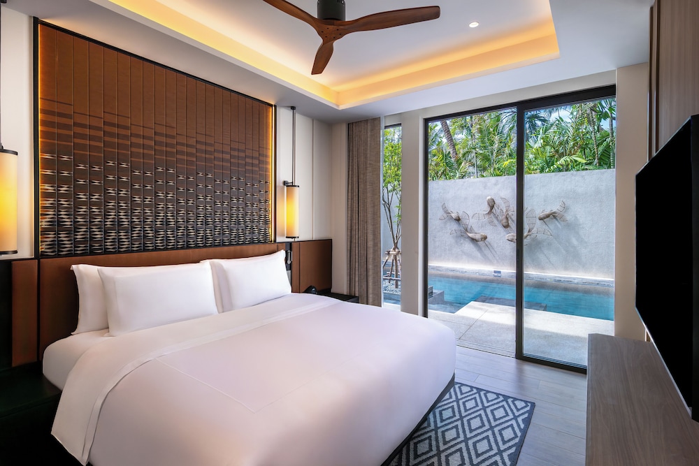 2 Bedrooms, Pool, Deluxe, Villa, King and Twin Beds
