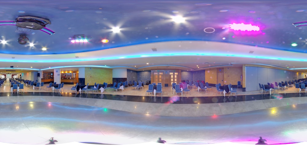 Hotel Puente Real 8/62