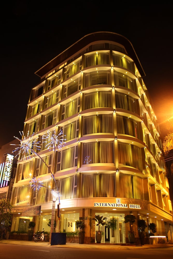 International Hotel 3/63