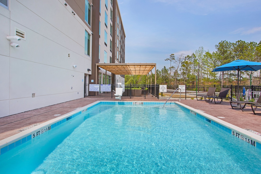 Holiday Inn Express Suites Covington 7/63