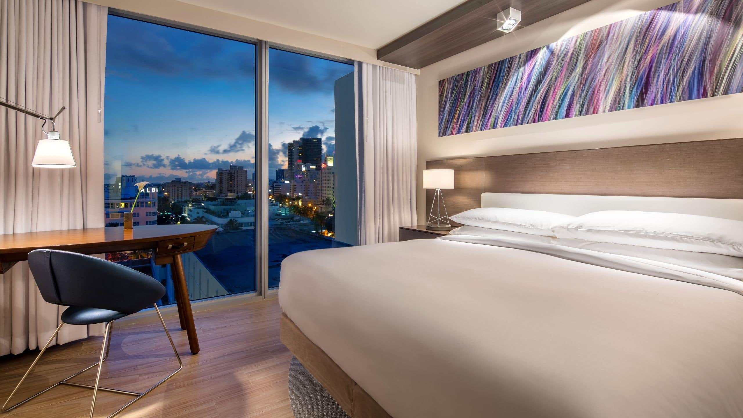 Deluxe, King Bed, Accessible