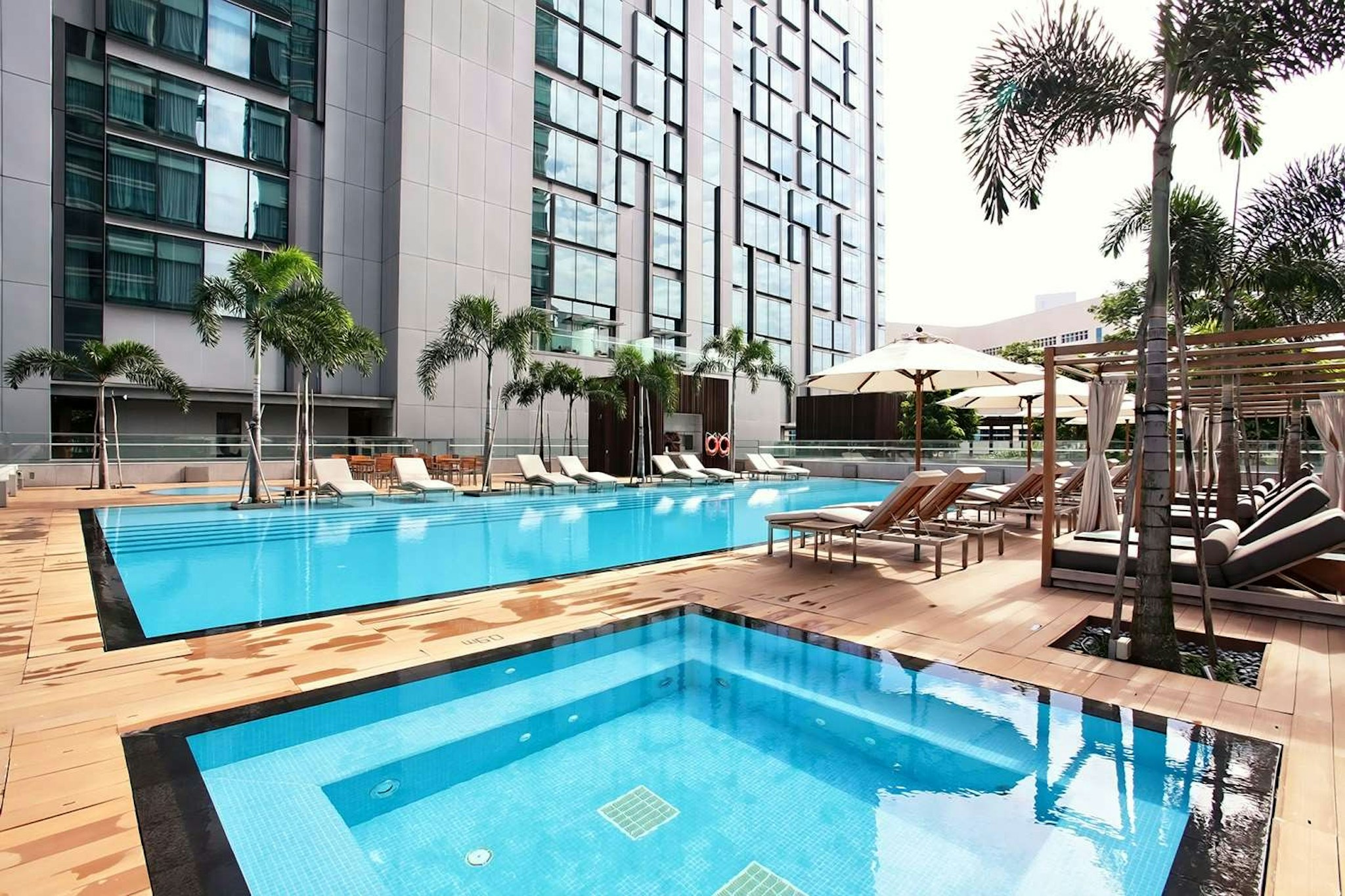 Oasia Hotel Novena 12/13