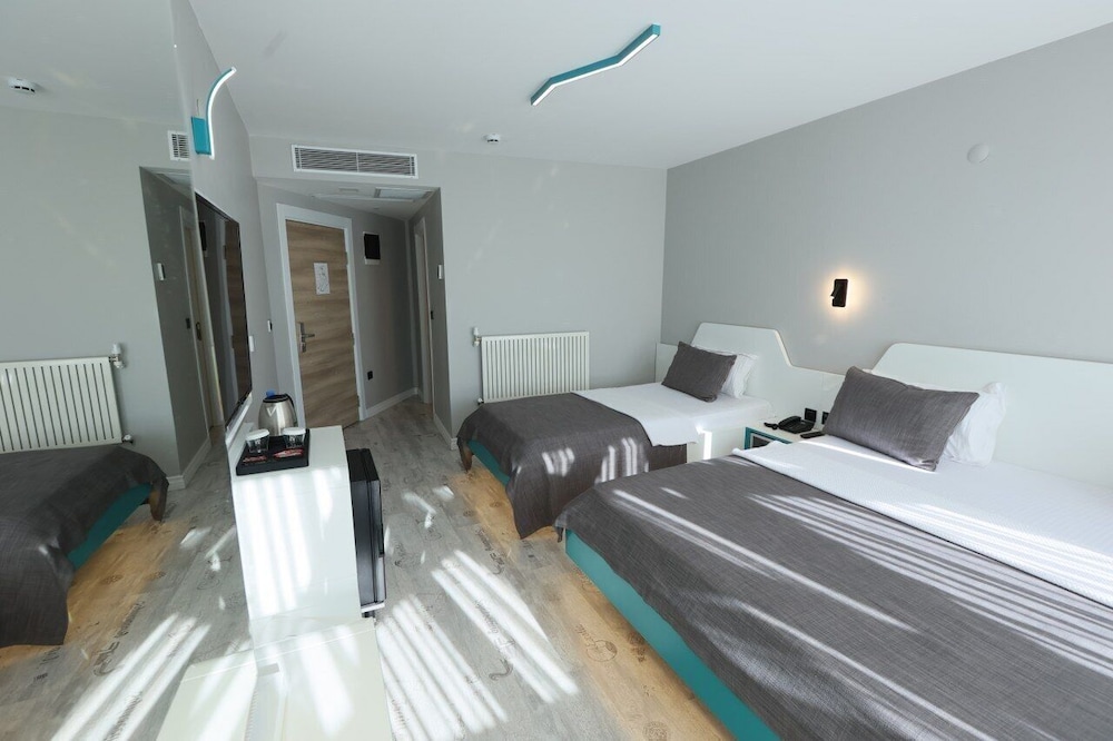 Midis Otel 8/50