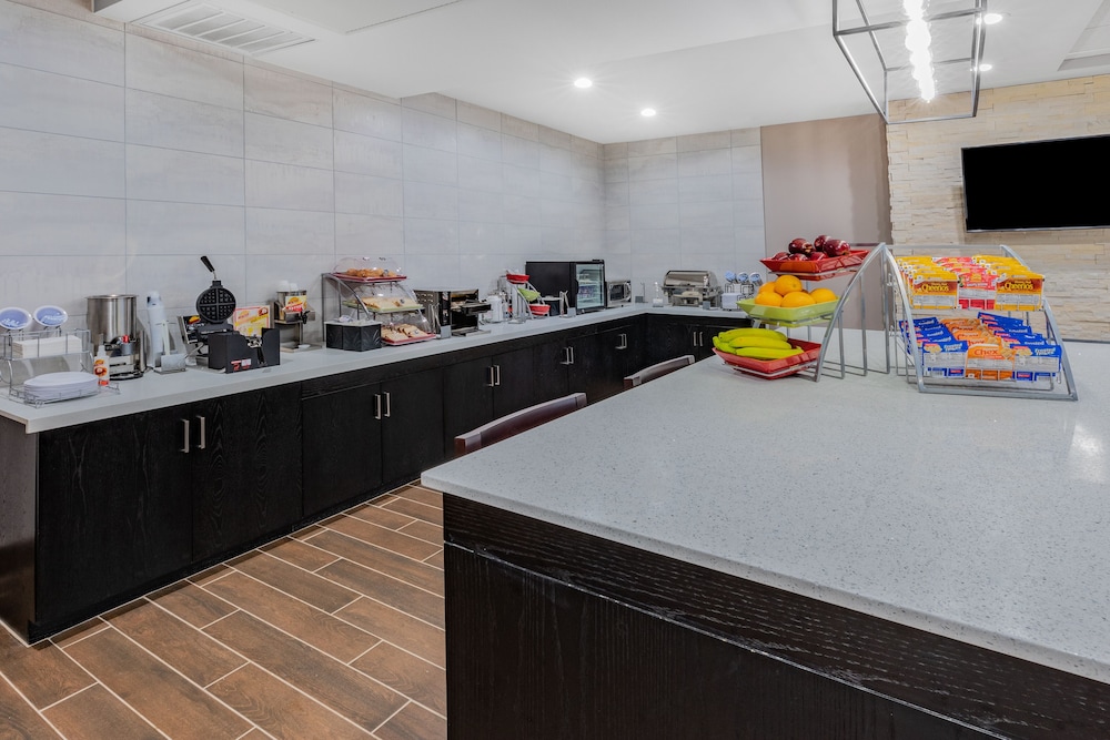 Hawthorn Extended Stay by Wyndham Oklahoma City Airport 27/33