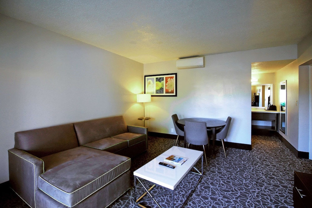 El Sendero Inn, Ascend Hotel Collection 39/65