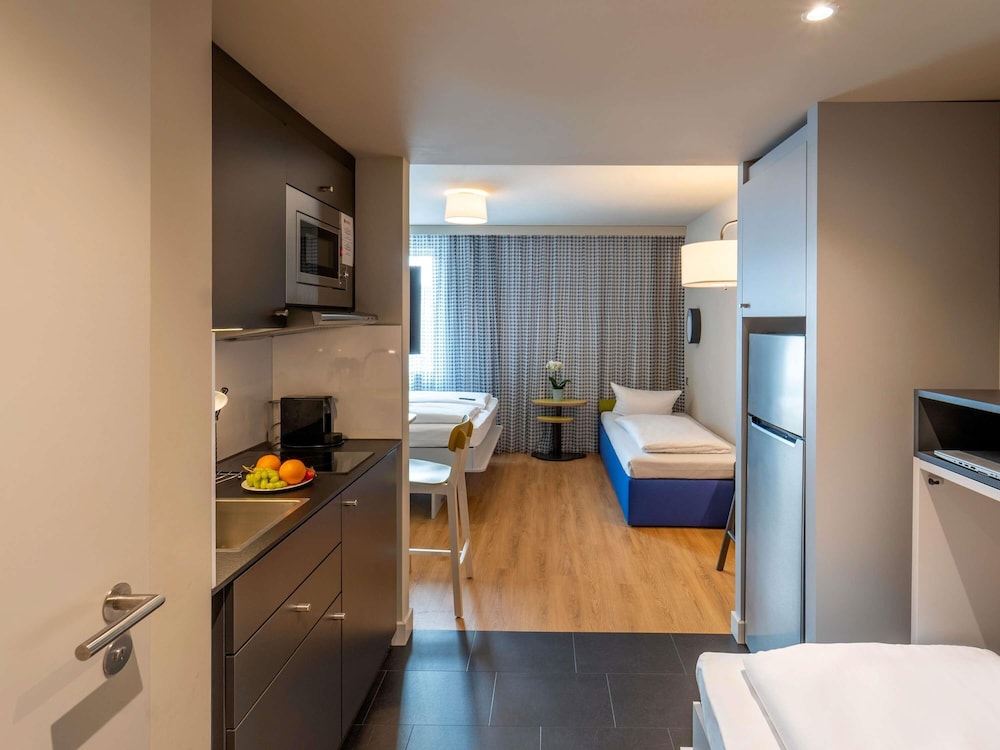 Adagio Access Freiburg 48/48