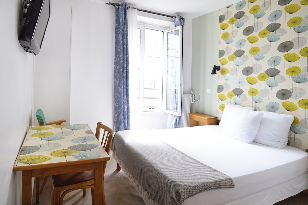 STANDARD, DOUBLE BED