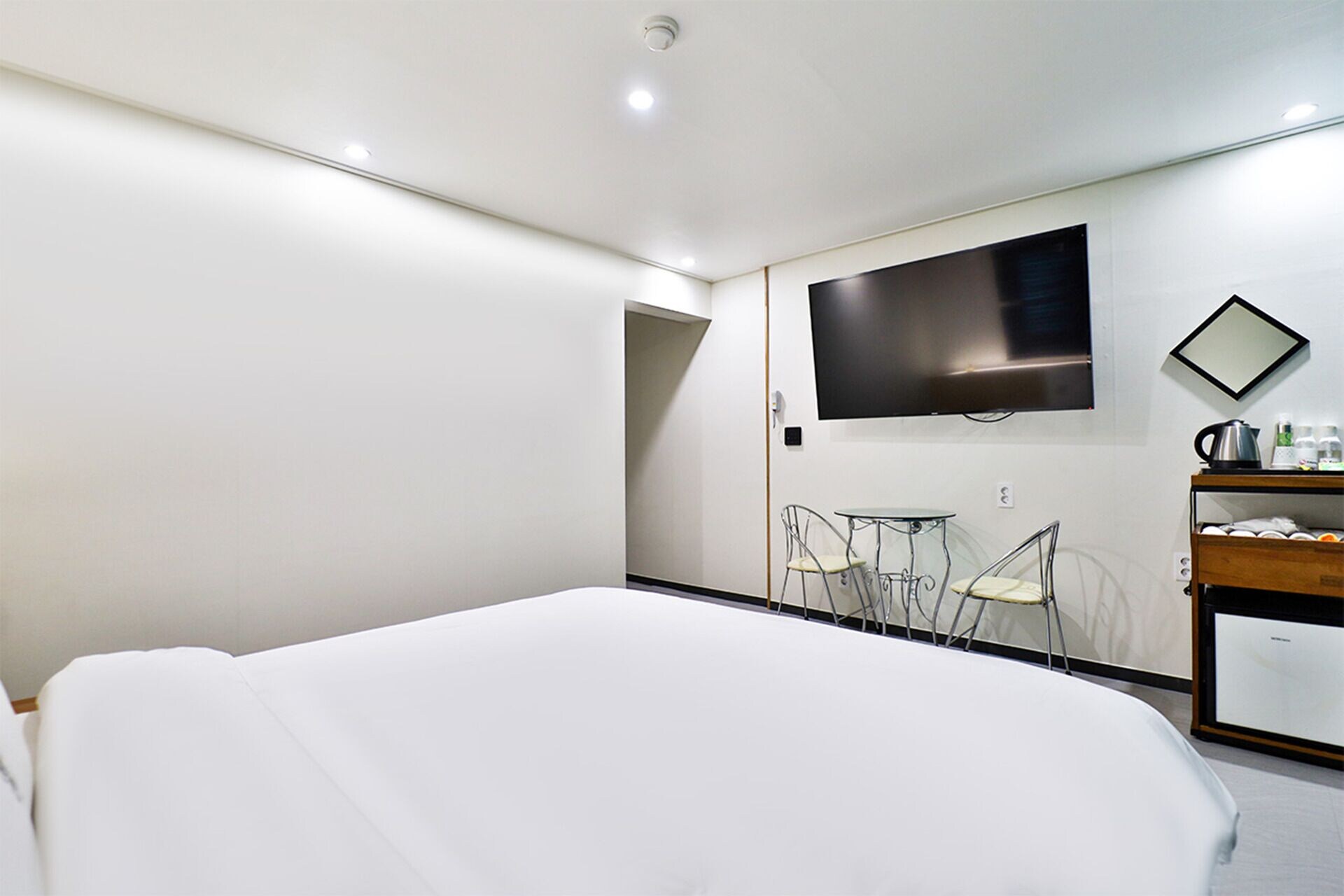 STANDARD, DOUBLE BED
