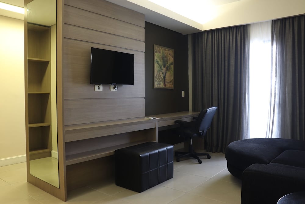 Hotel Adrianopolis All Suites 50/65
