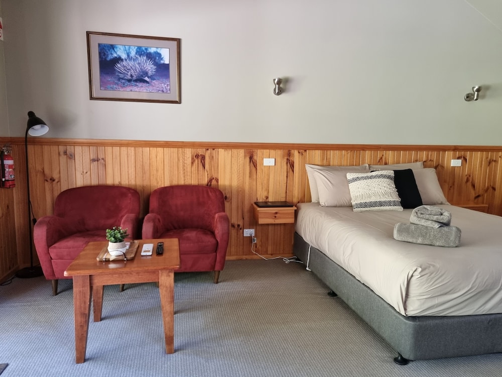 D'Altons Resort 20/50