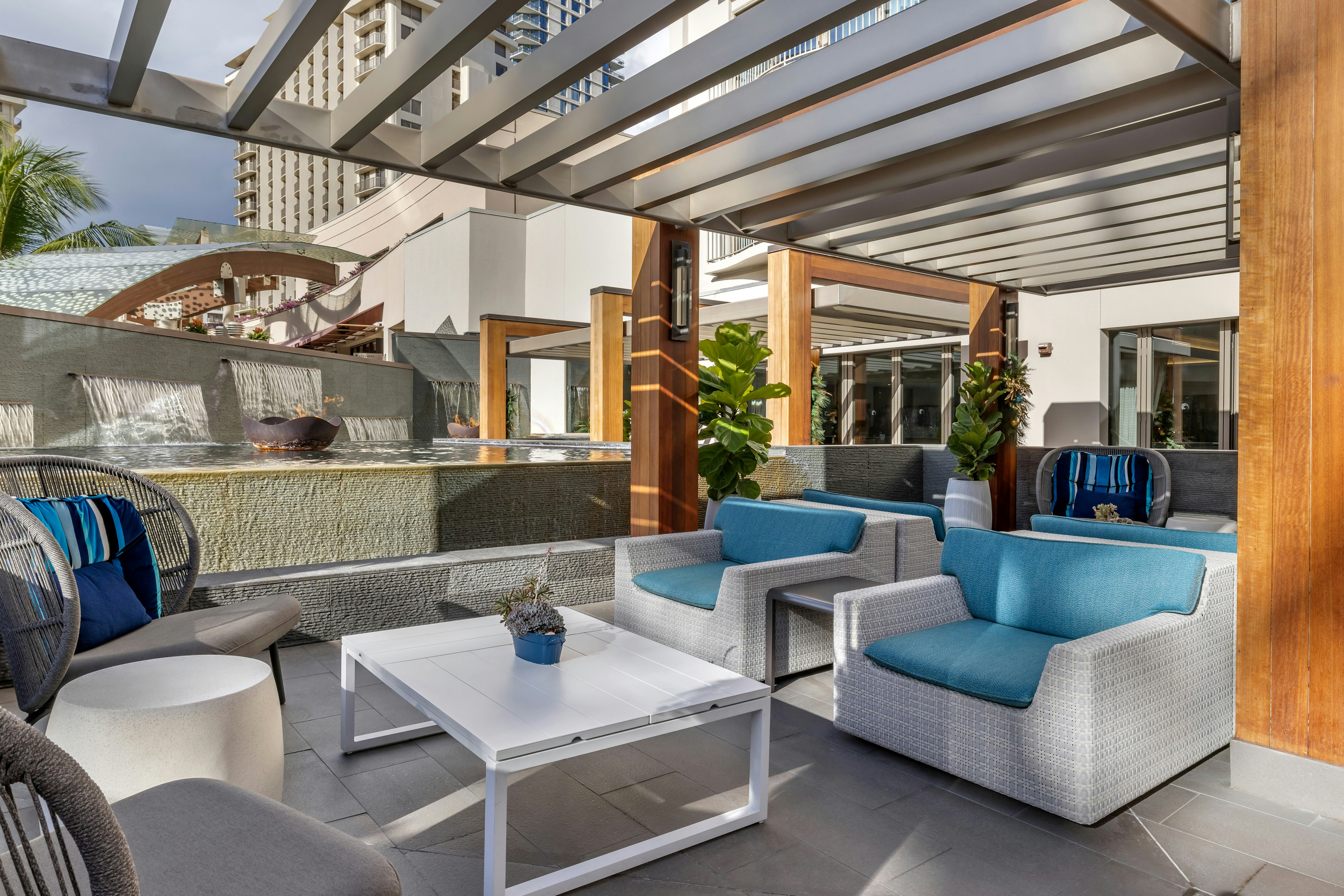 Hokulani Waikiki By Hilton Grand Vacations 45/68
