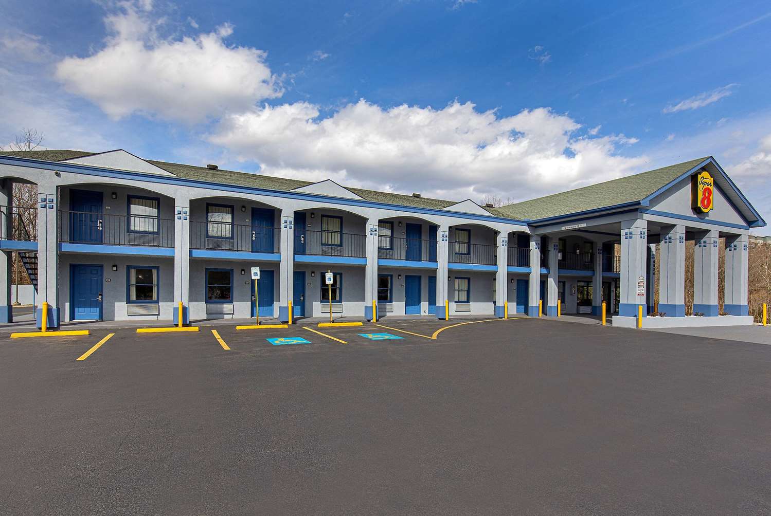 Super 8 by Wyndham Nashville West 5/41