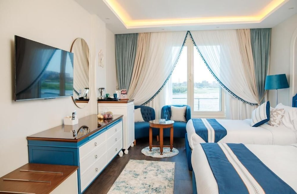Trans Nile Hotel 5/42