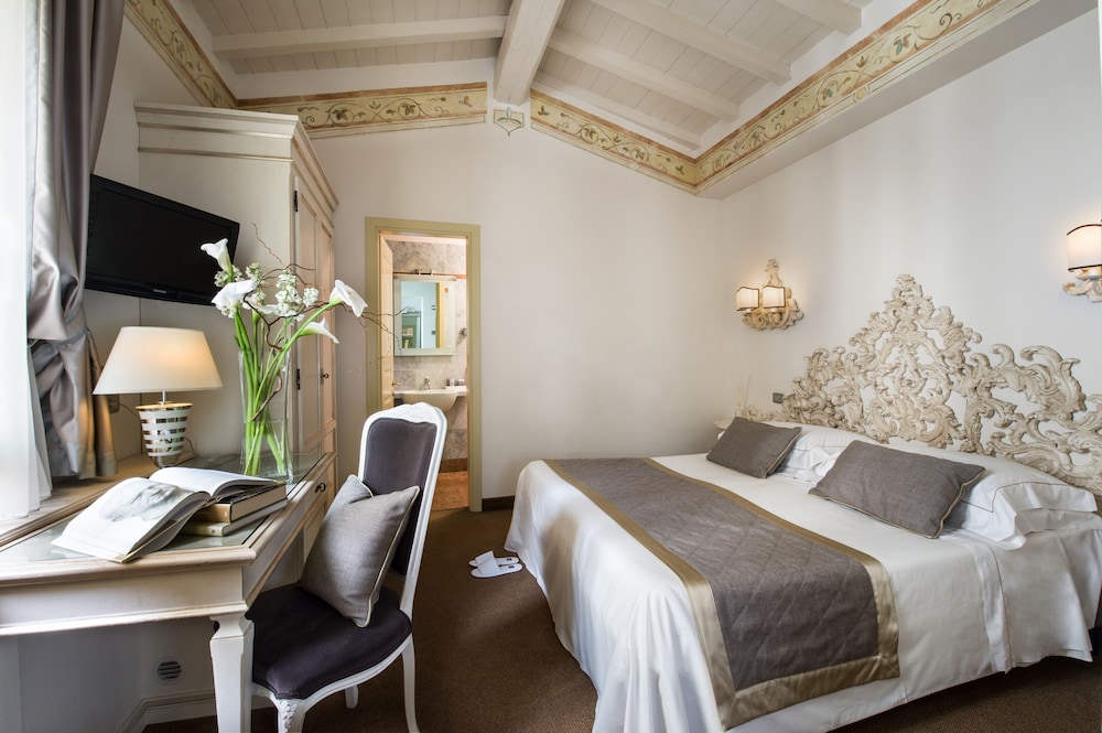 Art Atelier Hotel 21/57