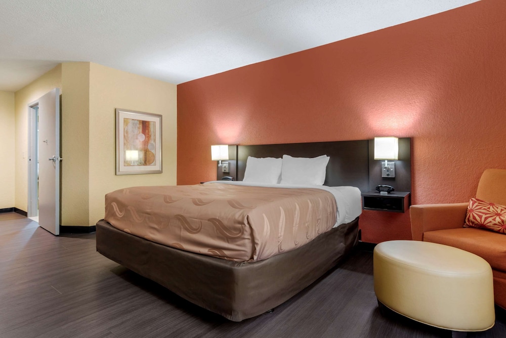 Standard, King Bed, Quality Inn Phenix City Columbus 8/9