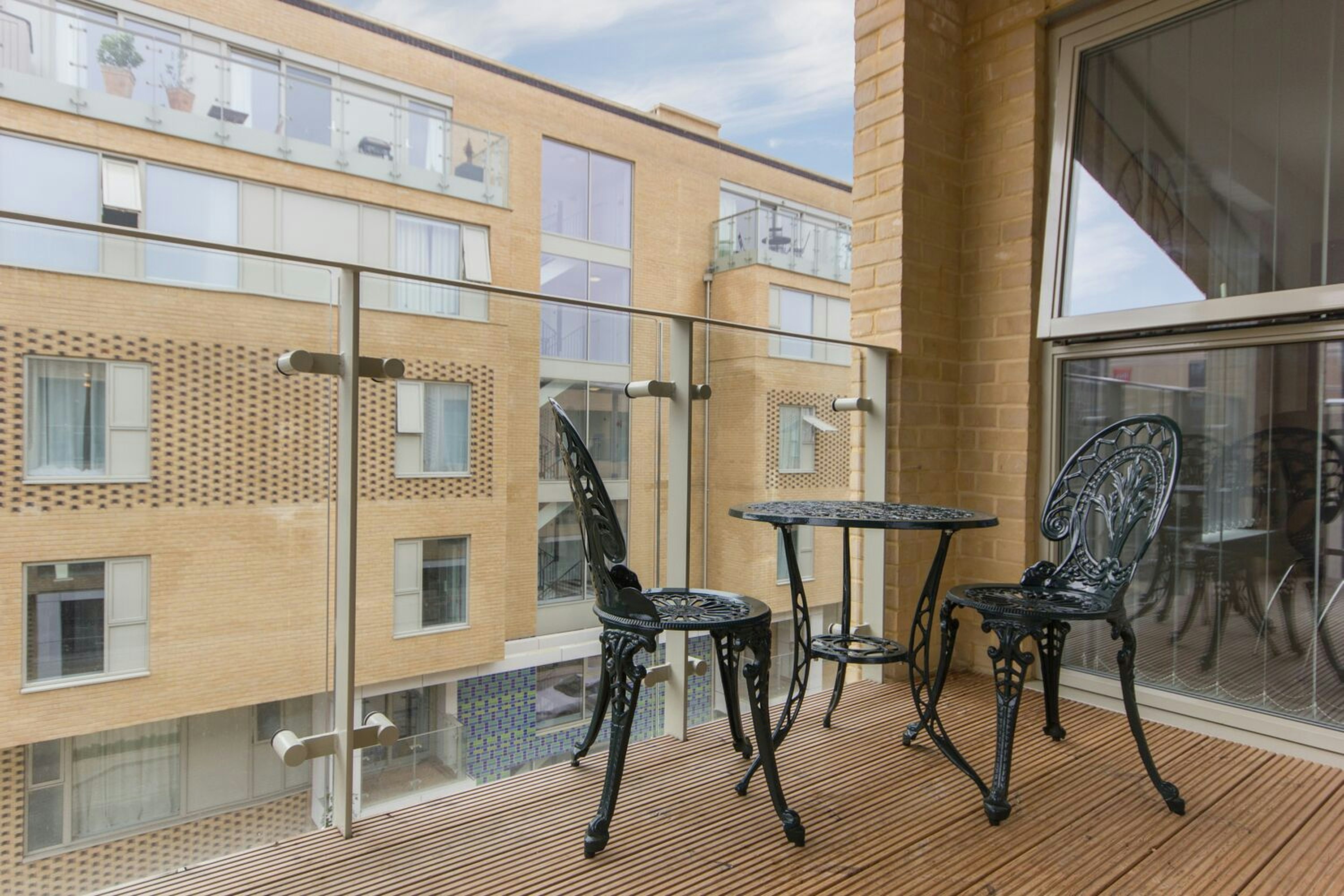 Citystay - Vesta Apartments 10/18