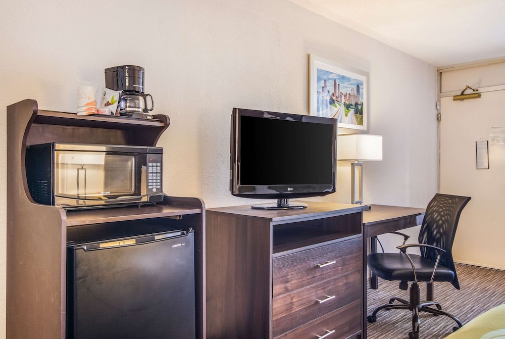 Quality Inn Suwanee I-85 34/39