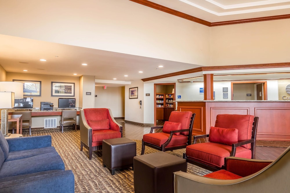 Comfort Inn & Suites Rocklin - Roseville 39/55