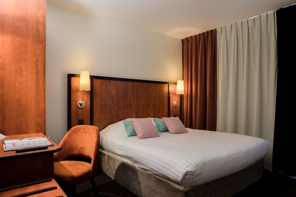 Hotel Le Rabelais 21/55