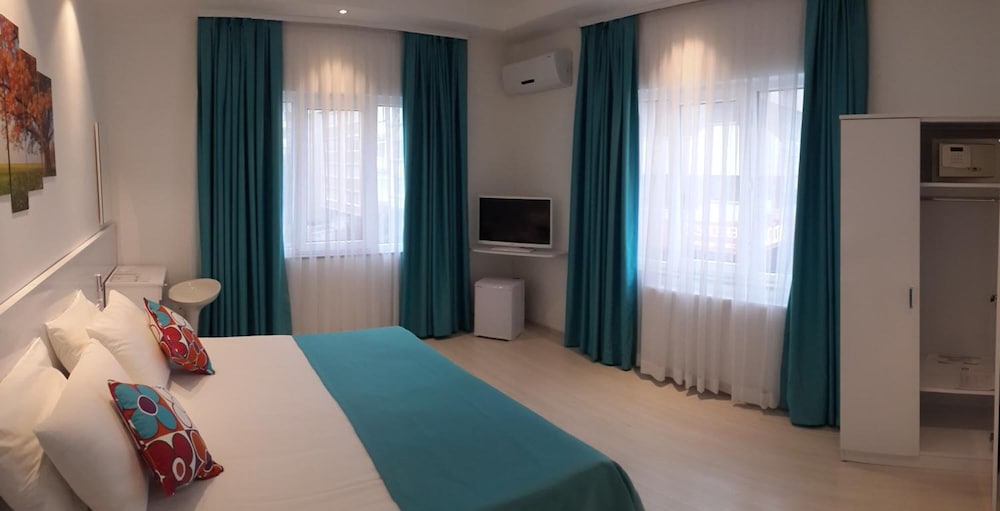 Payidar Hotel 8/41